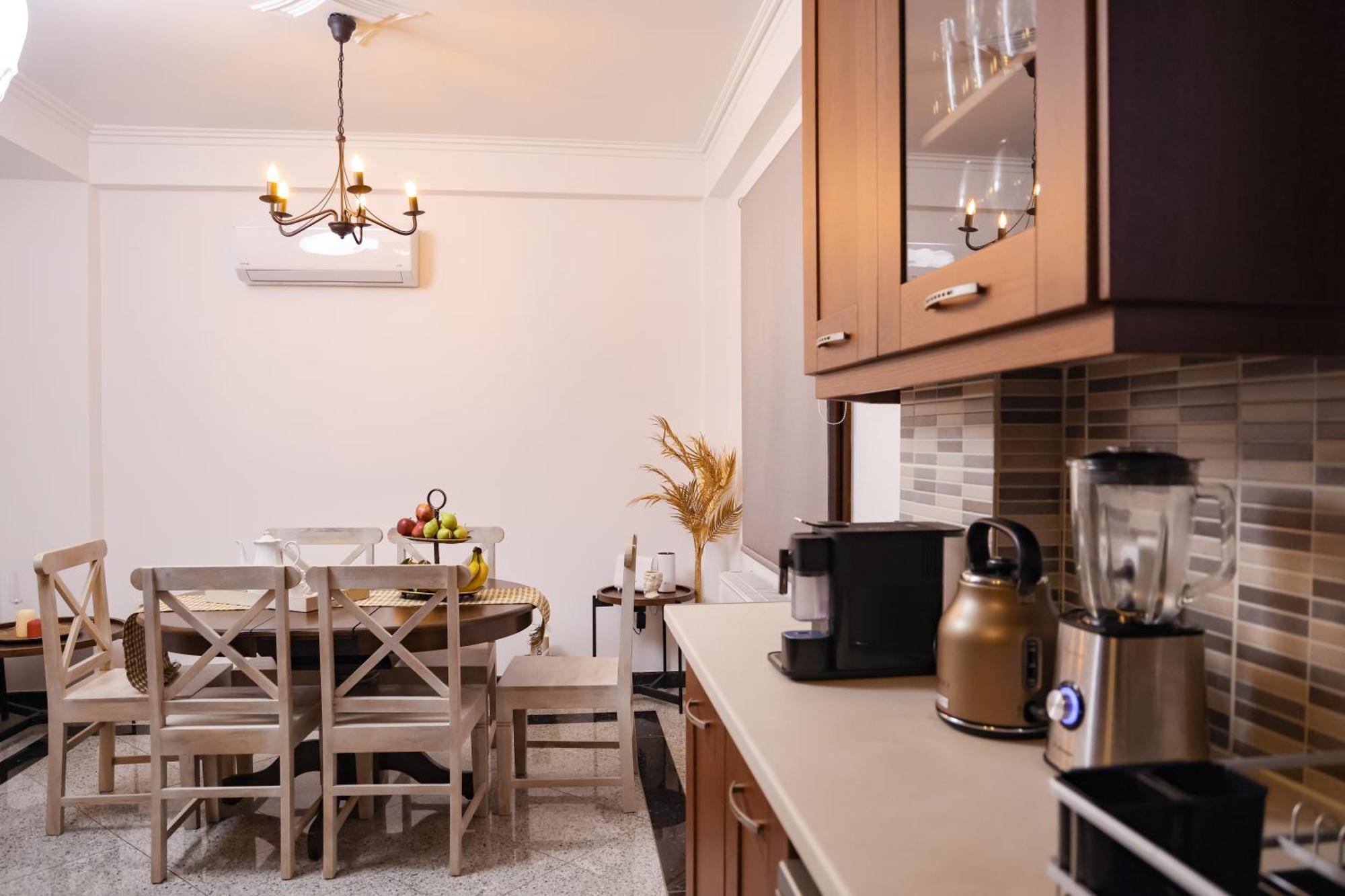Archontiko Frideriki Luxury Apartments Chios Town Extérieur photo